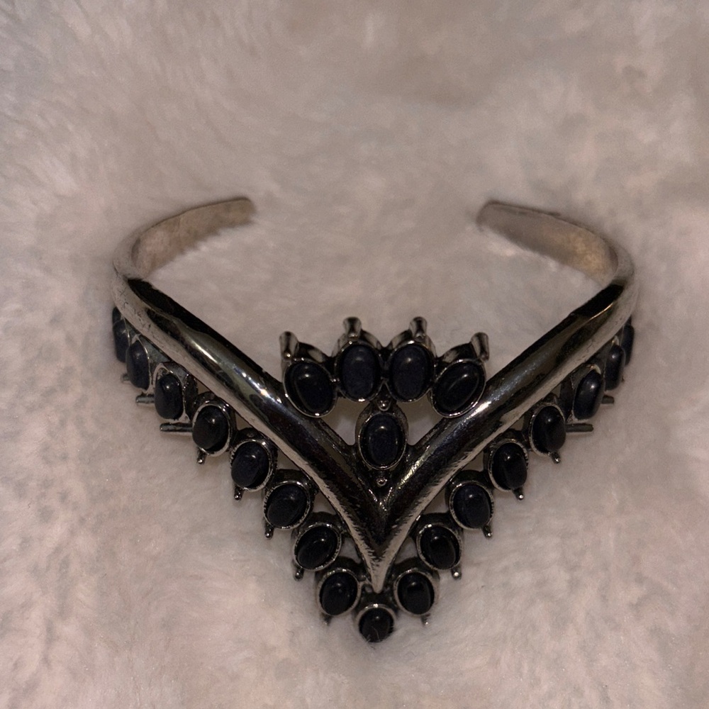 Silver-Tone V-Shaped Cuff Bracelet with Black Stones